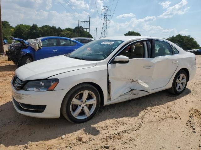 2013 Volkswagen Passat SE