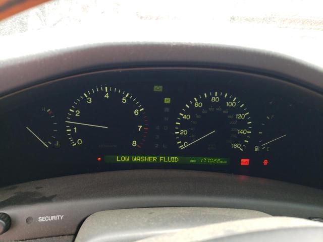 2000 Lexus LS 400