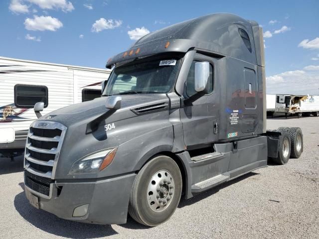 2021 Freightliner Cascadia 126