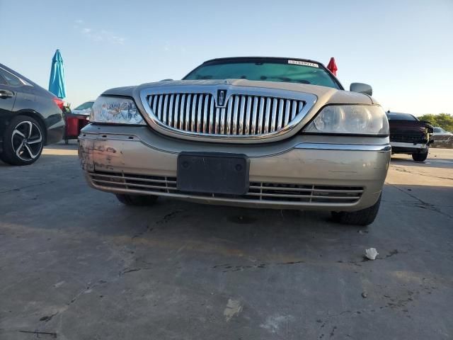 2008 Lincoln Town Car Signature Limited