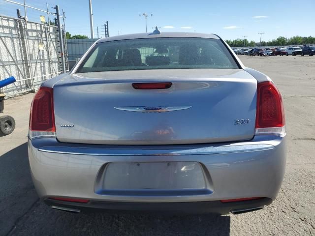 2016 Chrysler 300 Limited