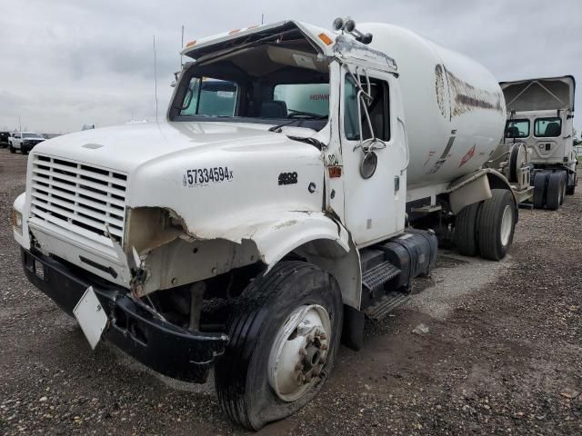 1995 International 4000 4900