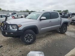 SUV salvage a la venta en subasta: 2017 Toyota Tacoma Double Cab