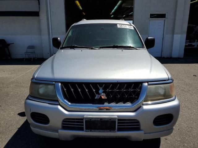 2004 Mitsubishi Montero Sport XLS