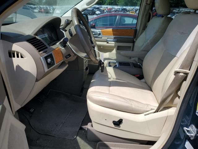 2009 Chrysler Town & Country Limited