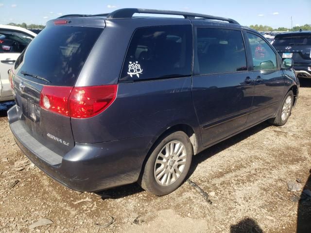 2009 Toyota Sienna XLE