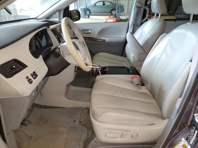 2011 Toyota Sienna XLE