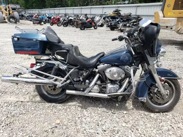 2002 Harley-Davidson Flhtci