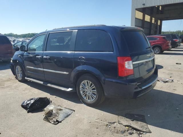 2015 Chrysler Town & Country Touring L