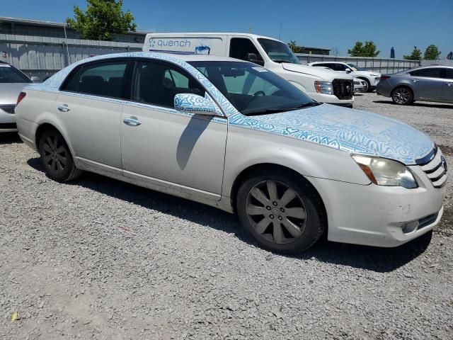 2005 Toyota Avalon XL