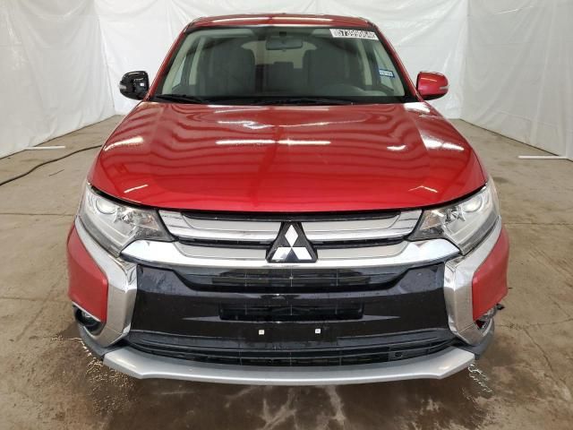 2016 Mitsubishi Outlander SE