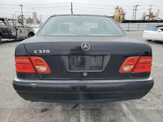 1996 Mercedes-Benz E 320