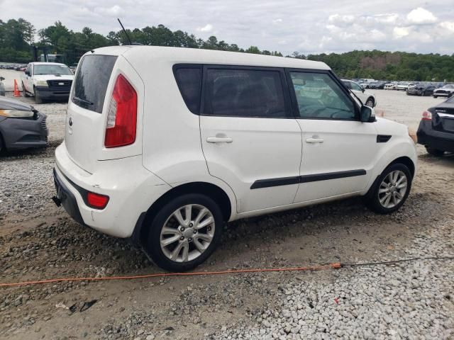 2013 KIA Soul +