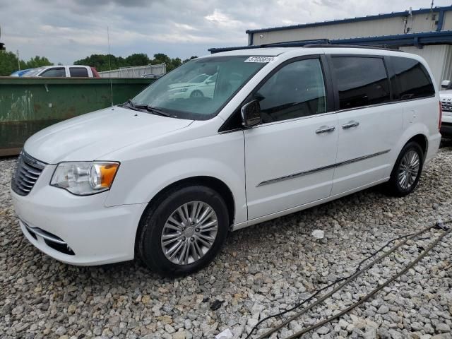 2016 Chrysler Town & Country Touring L