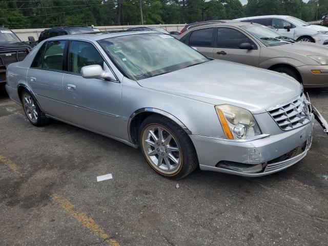 2010 Cadillac DTS Luxury Collection