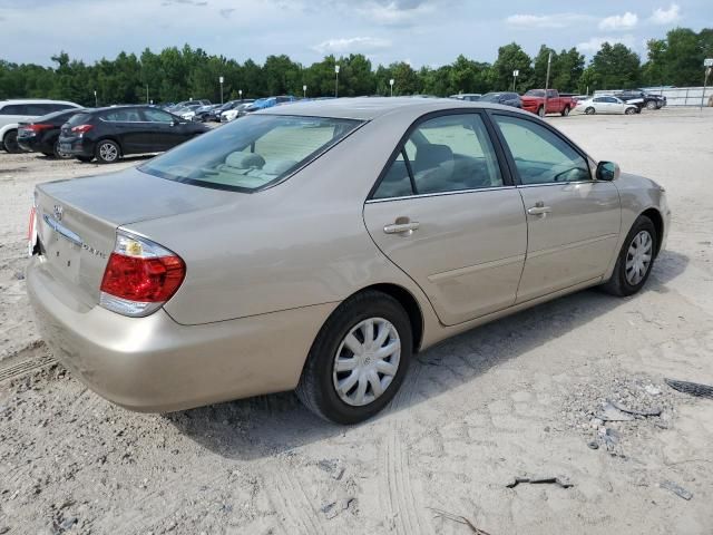 2005 Toyota Camry LE