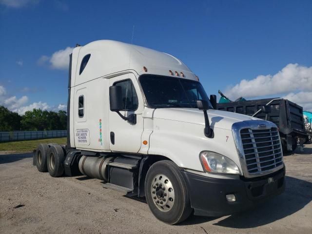 2016 Freightliner Cascadia 125