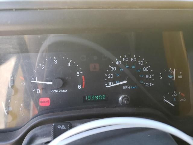 2000 Jeep Wrangler / TJ Sport