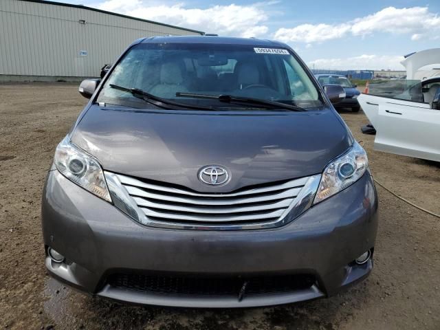 2013 Toyota Sienna XLE