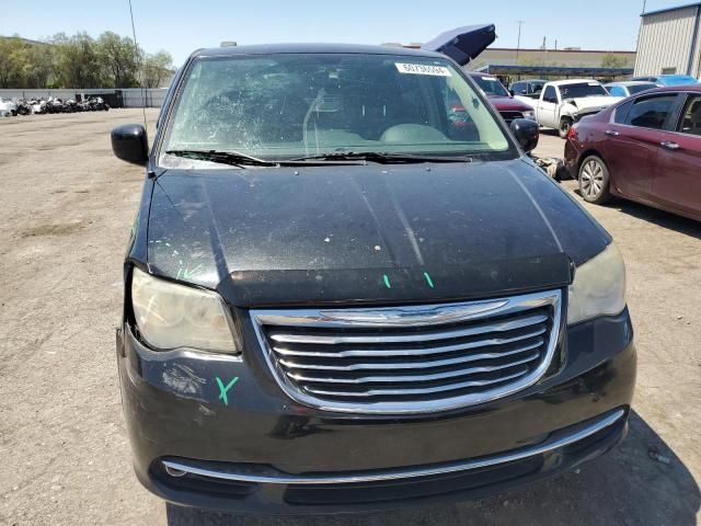 2013 Chrysler Town & Country Touring