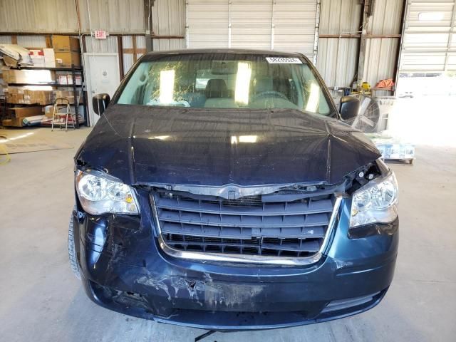 2008 Chrysler Town & Country LX