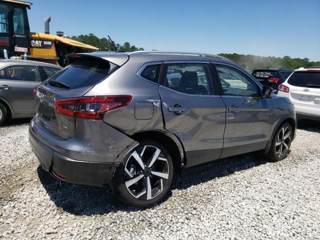 2022 Nissan Rogue Sport SL