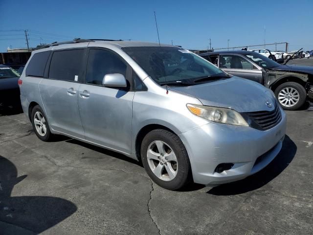 2011 Toyota Sienna LE