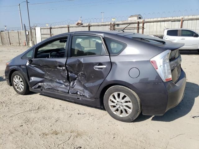 2014 Toyota Prius PLUG-IN