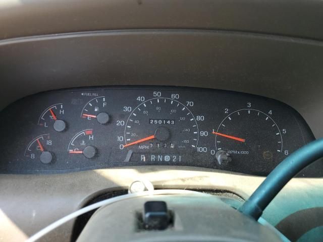 2000 Ford Excursion XLT