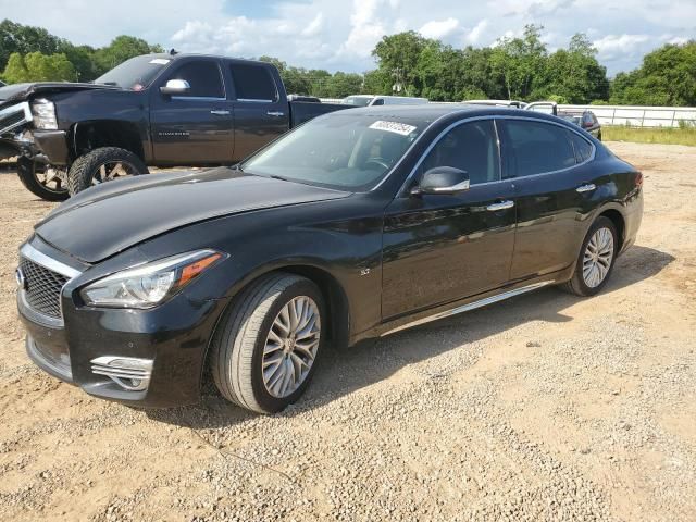 2015 Infiniti Q70 3.7