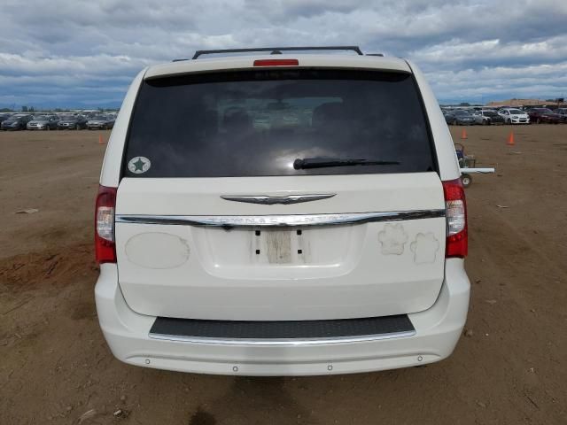 2012 Chrysler Town & Country Touring L