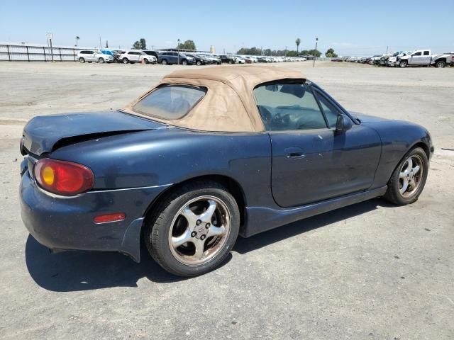 2000 Mazda MX-5 Miata Base