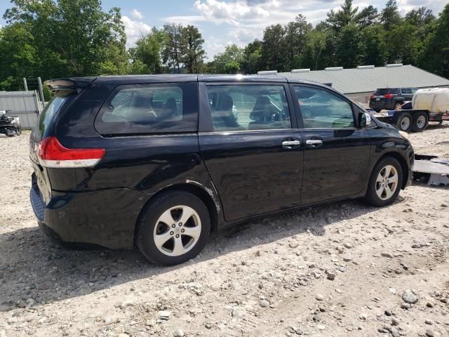 2012 Toyota Sienna