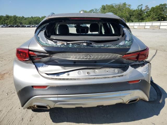 2017 Infiniti QX30 Base