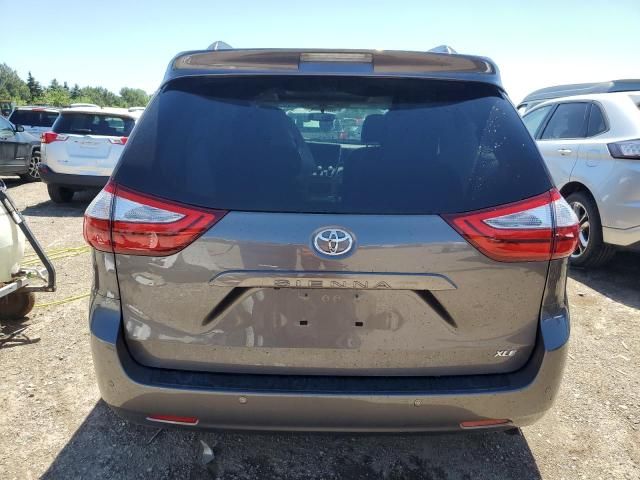 2015 Toyota Sienna XLE