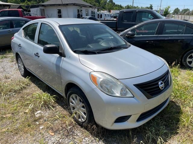 2013 Nissan Versa S