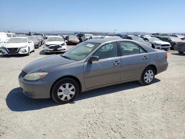 2004 Toyota Camry LE