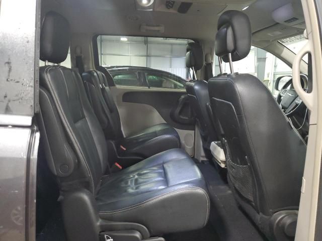 2015 Chrysler Town & Country Touring