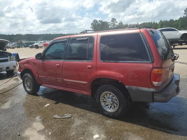 2000 Ford Explorer XLS