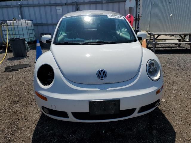 2010 Volkswagen New Beetle