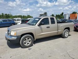 Carros dañados por granizo a la venta en subasta: 2005 Dodge Dakota SLT