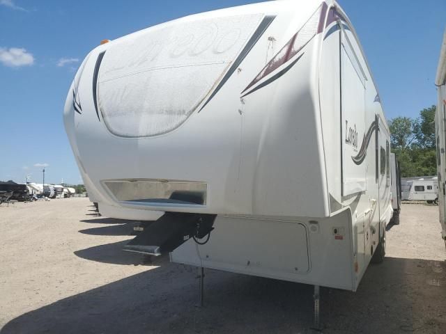 2012 Laredo Trailer