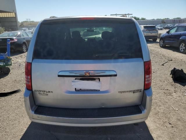 2010 Chrysler Town & Country Touring