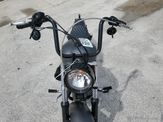 2004 Harley-Davidson XL1200 C