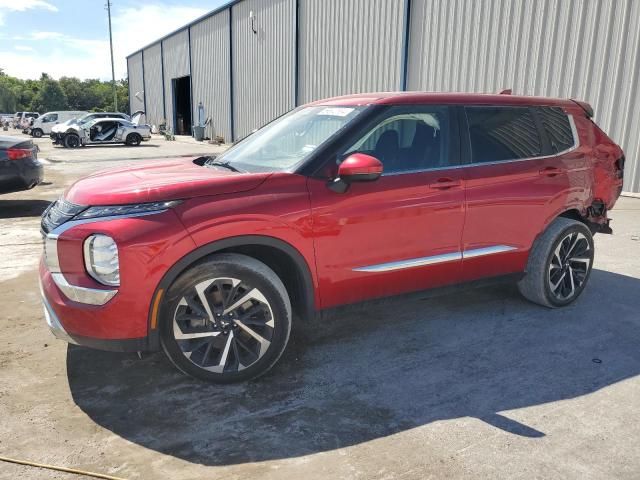 2022 Mitsubishi Outlander ES