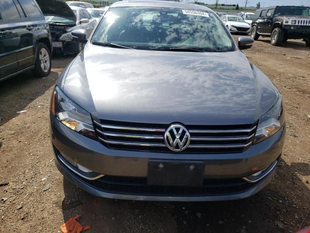 2015 Volkswagen Passat SE