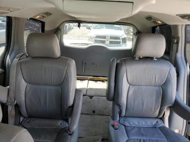 2005 Toyota Sienna XLE