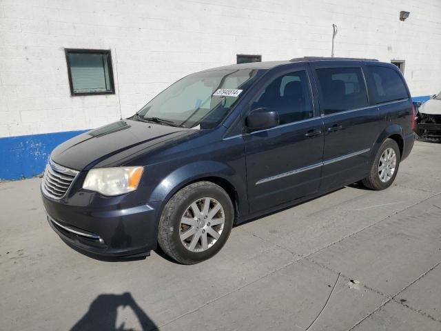 2013 Chrysler Town & Country Touring