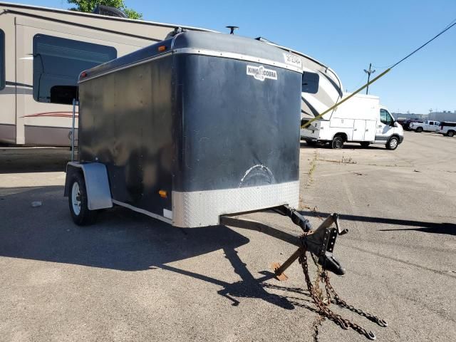 2000 Utilimaster Trailer