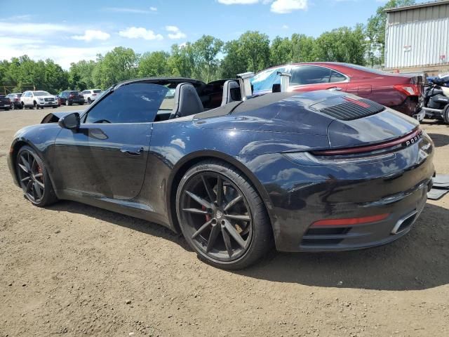 2020 Porsche 911 Carrera